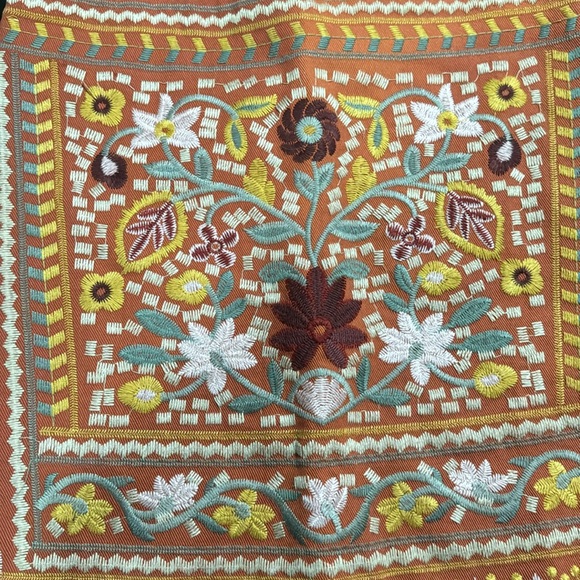 Francesca’s Skirt NWT - Picture 3 of 5